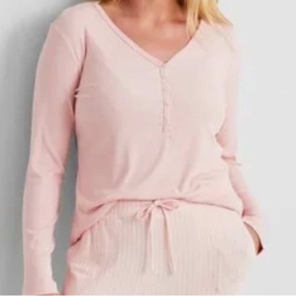 NWT State of Day Soft Pink V-Neck Pajama top